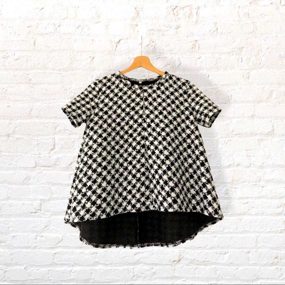 Chic sweater by Please